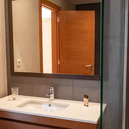 The Roof Da Rocha Apartament *