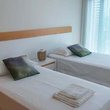 アパート The Roof Da Rocha ポルティマン