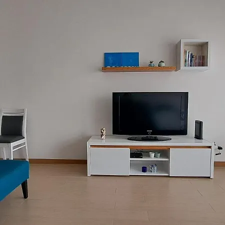 The Roof Da Rocha Apartment *